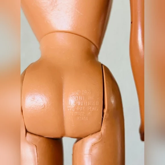 1975 vintage Malibu Barbie doll vintage barbie doll - Picture 4 of 10